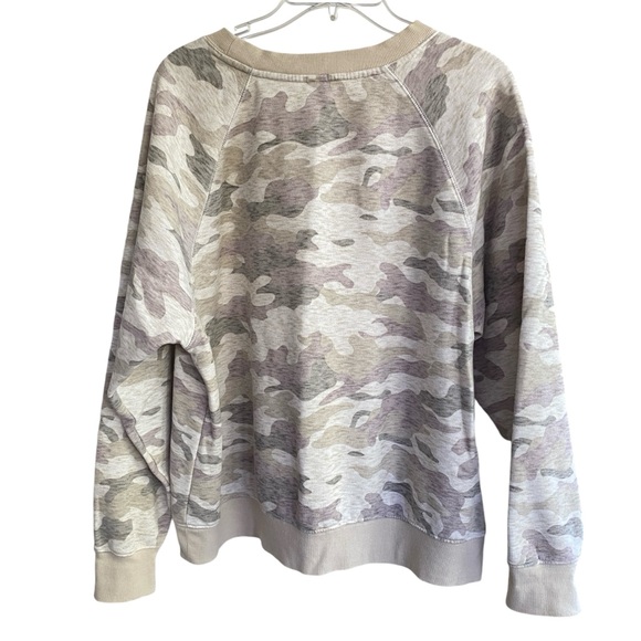 OLD NAVY Camo Sweatshirt Cream & Gray Long Sleeve EXTRA LARGE - Picture 2 of 8